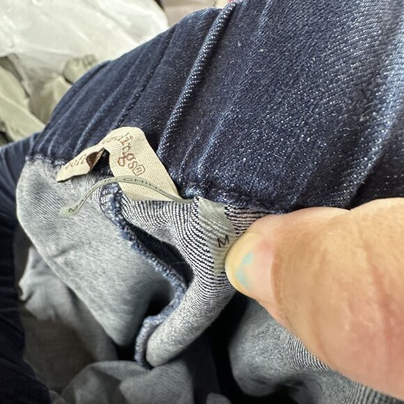 Soft Surroundings Women's Pull On Jeans Size Medium Dark Wash - Picture 4 of 5